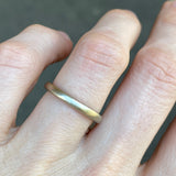 S105 - Sutro Ring - 9ct White Gold | Size L or 5 1/2